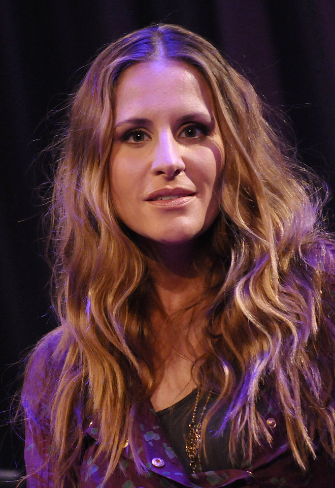 Dixie Chicks' Emily Robison Welcomes Baby Girl.