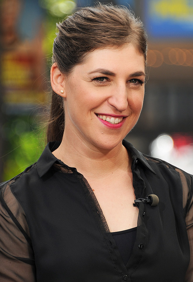 Mayim Bialik Hopes Blogging About Divorce Will Help Others.