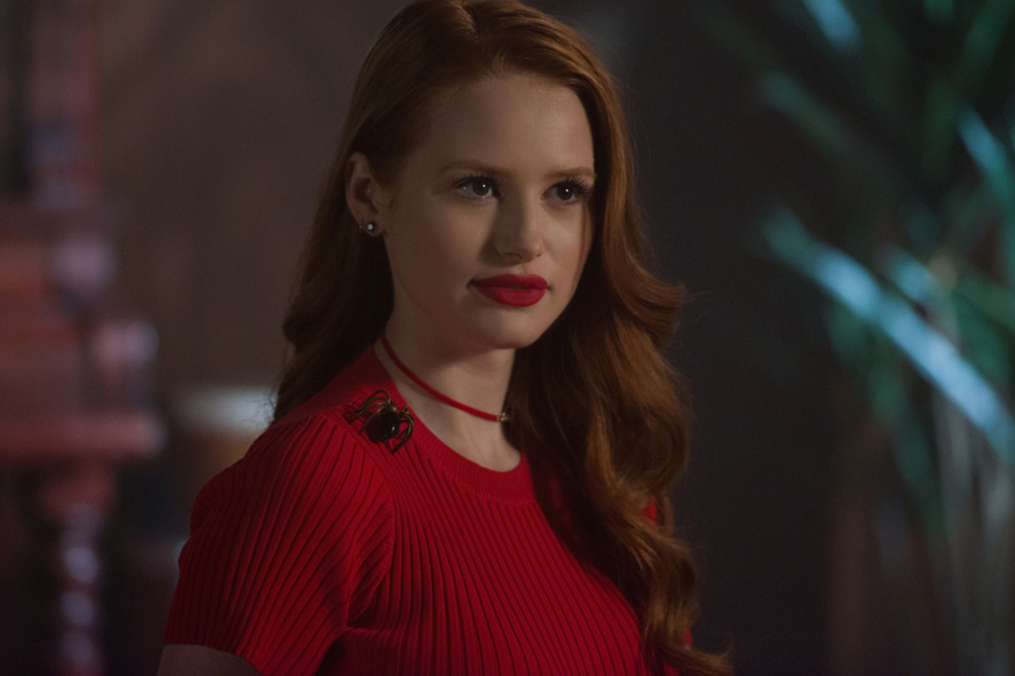 Riverdale Exclusive: Cheryl Threatens to Expose Archie and Betty's Kis...