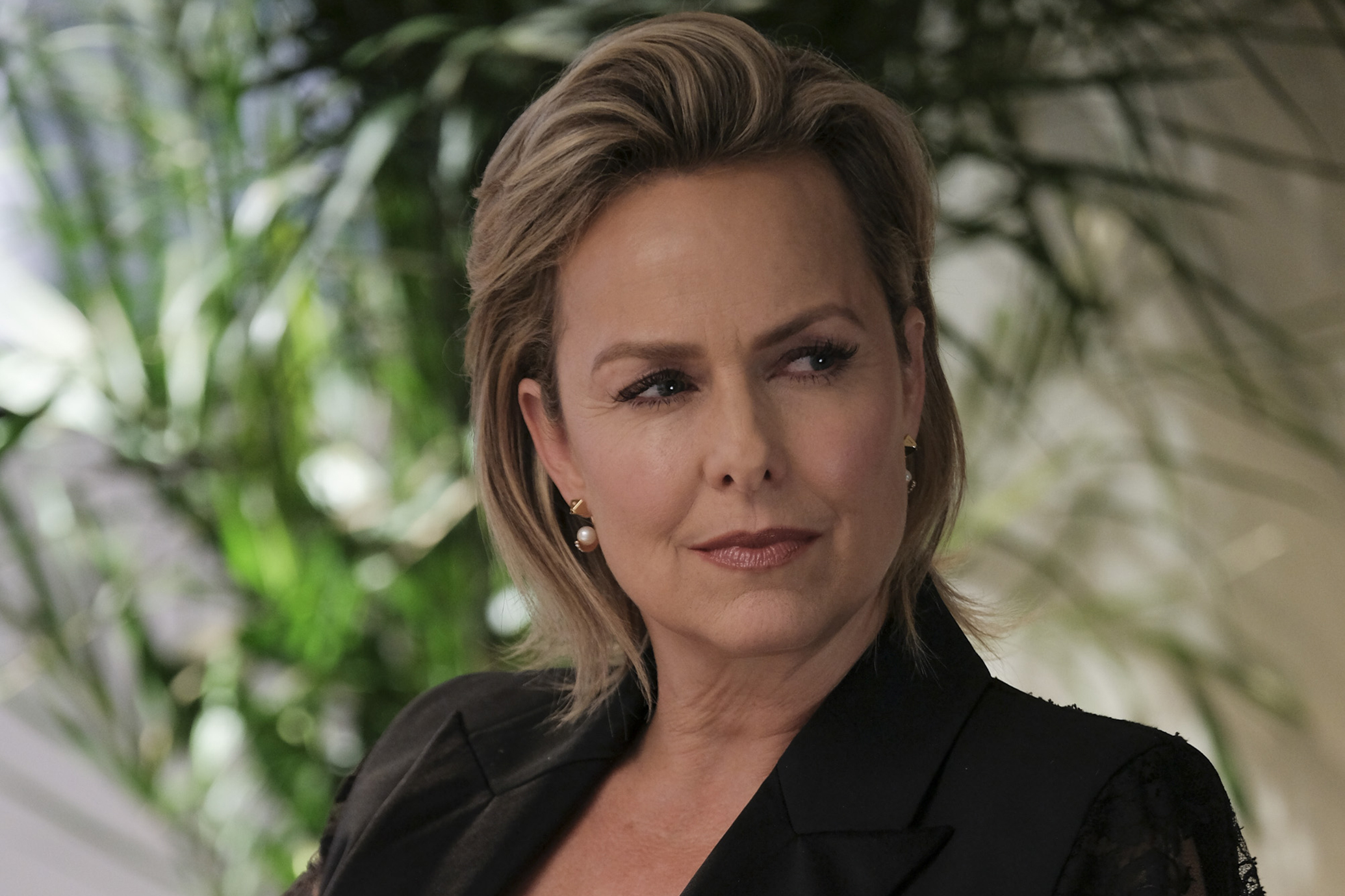 Melora Hardin as Jacqueline Carlyle