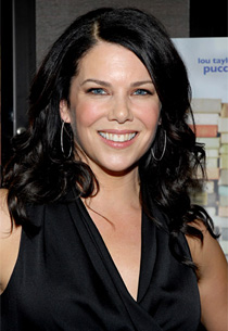 Is Lauren Graham Replacing Maura Tierney on Parenthood? - TV Guide