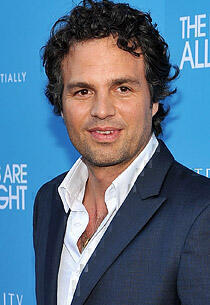 Mark Ruffalo Officially Steps Out as The Hulk as Marvel Unveils ...
