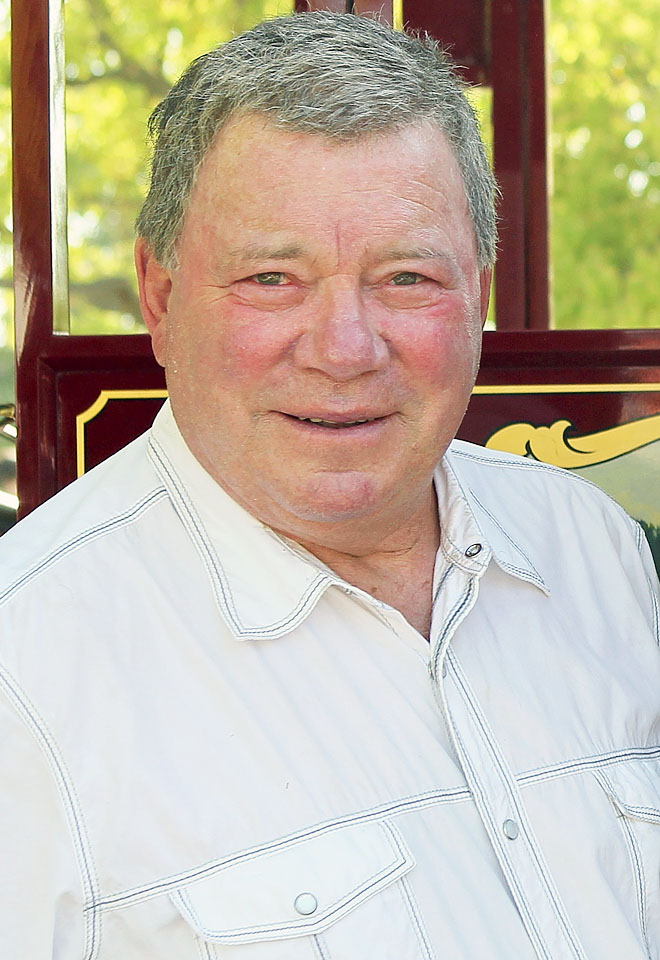 william-shatner-to-go-live-and-uncensored-on-hot-in-cleveland-tv-guide