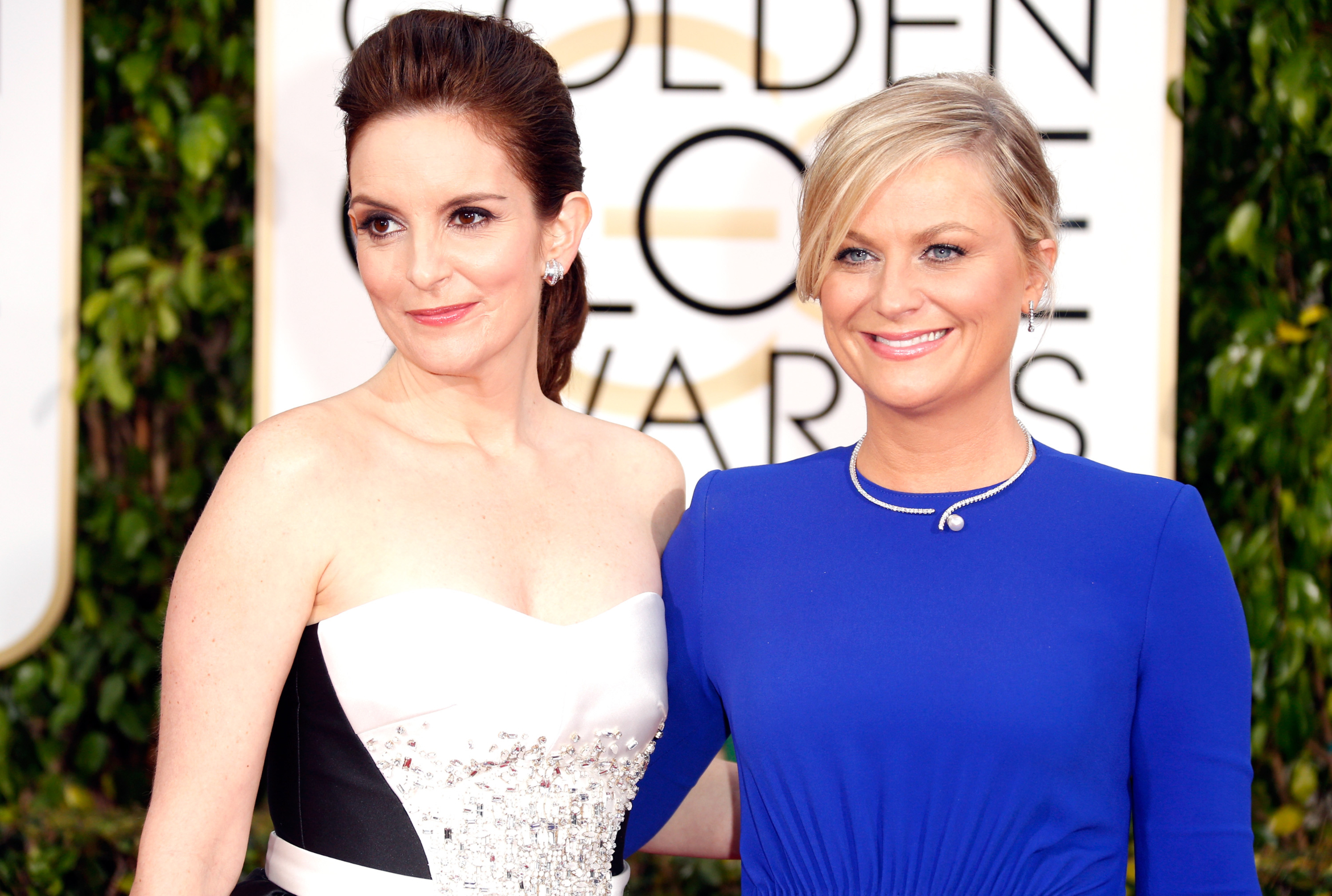 tina-fey-amy-poehler-golden-globes-1.jpg