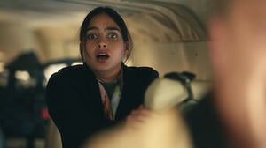 Keep Breathing, Season 1 Episode 1 image