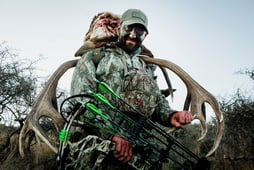 Man Eats Wild, Season 1 Episode 6 image