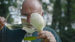 Chef's Table: Legends, Season 1 Episode 2 image