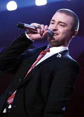 Justin Timberlake - performsat 2007 Grammy Awards, February 12, 2007