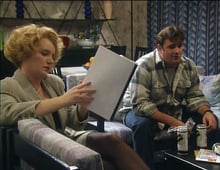 Goodnight Sweetheart, Season 3 Episode 6 image