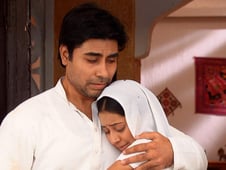 Child Bride, Season 1 Episode 1060 image