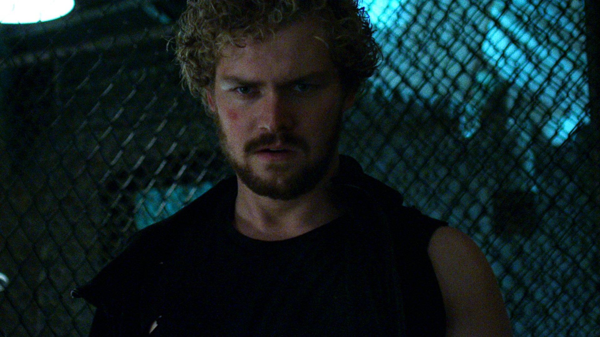 170316-news-iron-fist-finn-jones.jpg