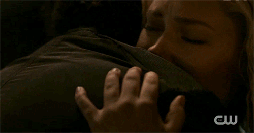 the100-bellarkehug.gif