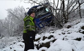 Ice Road Rescue, Season 4 Episode 2 image