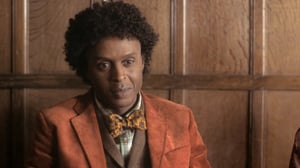 Queens of Mystery, Season 1 Episode 1 image