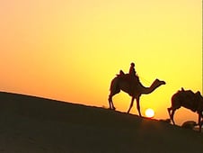 Discovering the World, Season 1 Episode 6 image