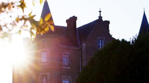 Escape to the Chateau, Season 2 Episode 2 image