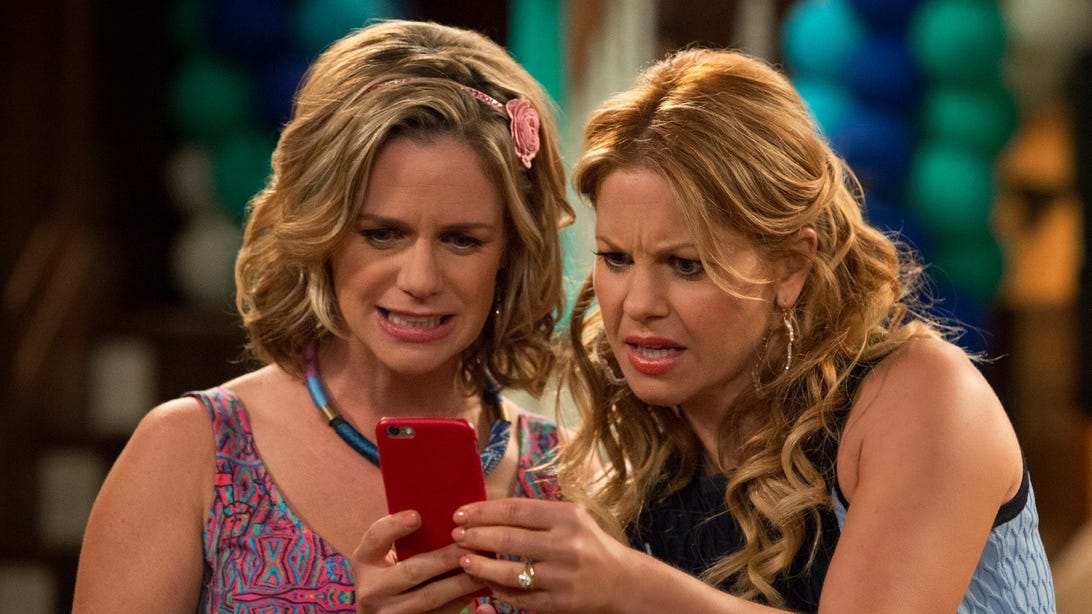 Andrea Barber and Candace Cameron Bure, Fuller House