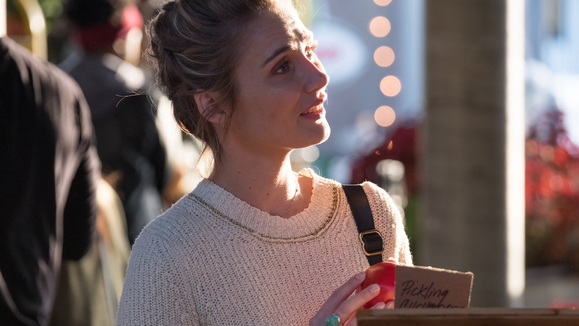 Clare Bowen, Nashville