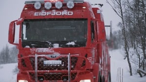 Ice Road Rescue, Season 5 Episode 8 image