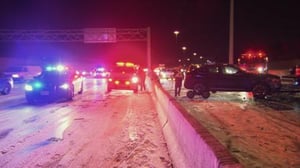 Heavy Rescue: 401, Season 2 Episode 1 image