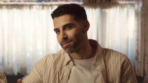 The Chicken Sisters, Season 2 Episode 4 image