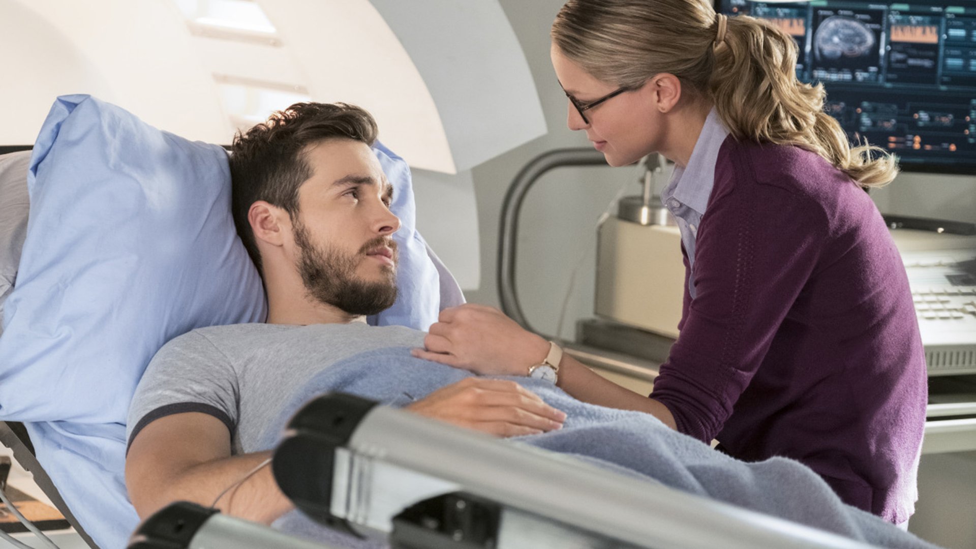 Chris Wood, Melissa Benoist, Supergirl