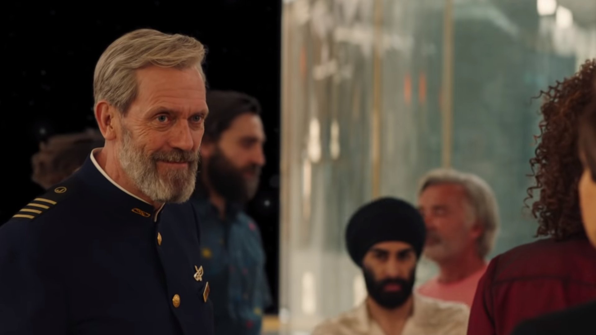 Hugh Laurie, Avenue 5