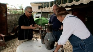 Storage Wars, Season 1 Episode 5 image