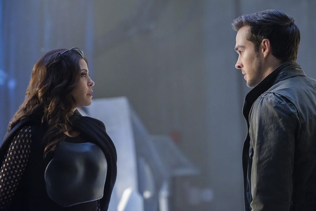 5 Reasons Why a Daxamite Invasion on Supergirl Is a Bad Idea
