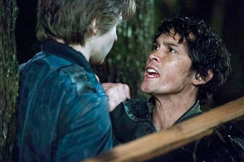 The 100 - Season 1 - "We Are Grounders - Part 1" - Bob Morley