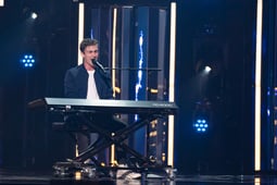 American Idol, Season 22 Episode 6 image