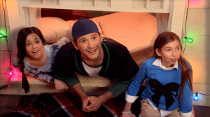 Stuck in the Middle, Season 1 Episode 8 image