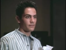 Lois & Clark: The New Adventures of Superman, Season 1 Episode 5 image