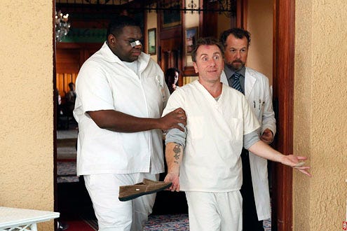 Lie to Me - Season 3 - "Funhouse/Rebound" - Guest star Kelvin Brown, Tim Roth as Lightman and guest star David Constible