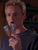 Malcolm in the Middle, Season 2 Episode 21 image