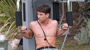 Celebrity Ex on the Beach, Season 1 Episode 2 image