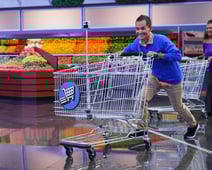 Supermarket Sweep, Season 2 Episode 3 image