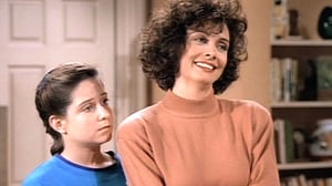 Major Dad, Season 3 Episode 3 image