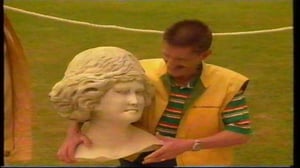 ChuckleVision, Season 8 Episode 3 image