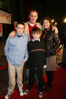 Walker Moses, Mark Moses, Lane Moses and Annie Moses - premiere of "Big Momma's House 2", Jan. 2006
