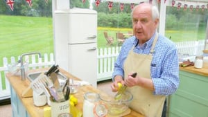 The Great British Baking Show, Season 1 Episode 5 image