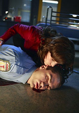 Smallville - Season 8, "Bloodline" - Erica Durance as Lois Lane, Sam Witwer as Davis Bloom