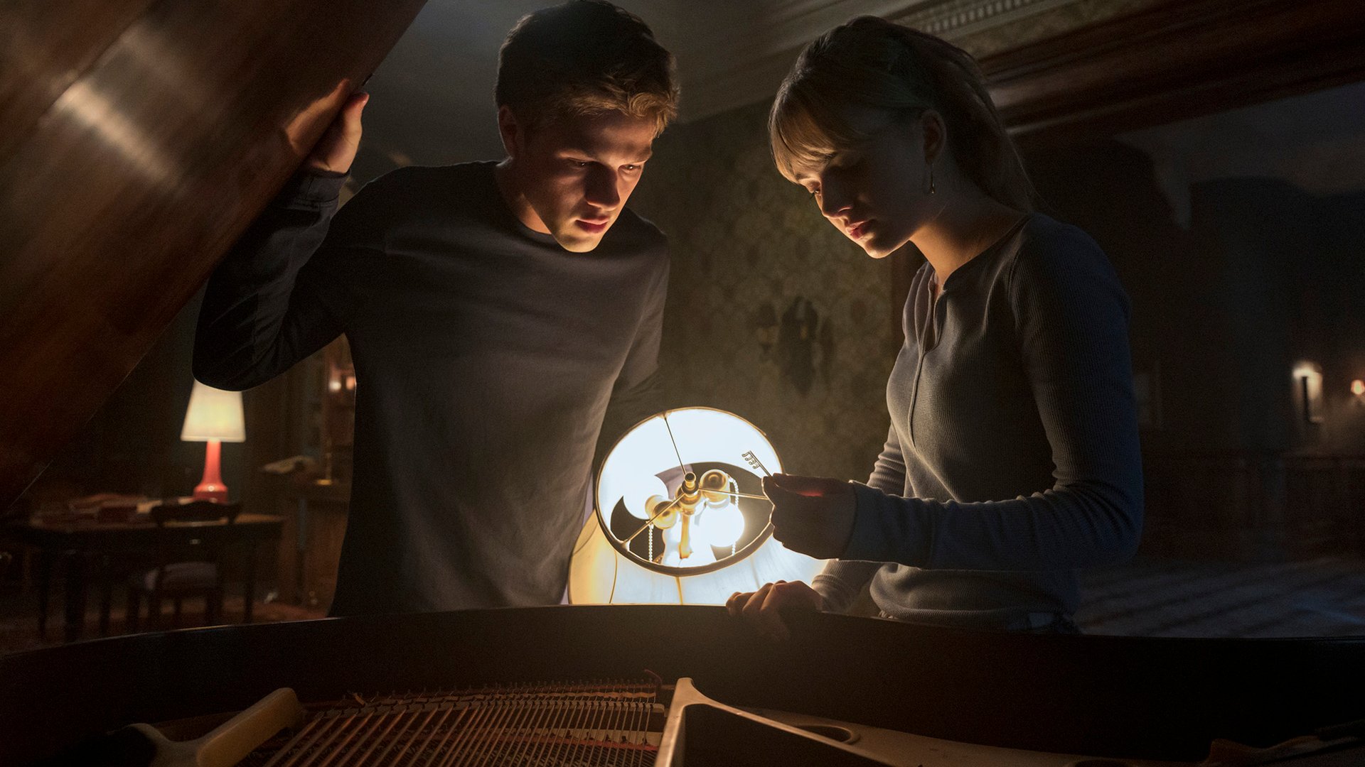 Connor Jessup and Emilia Jones, Locke & Key