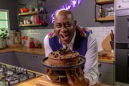 Ainsley's Good Mood Food, Season 1 Episode 10 image