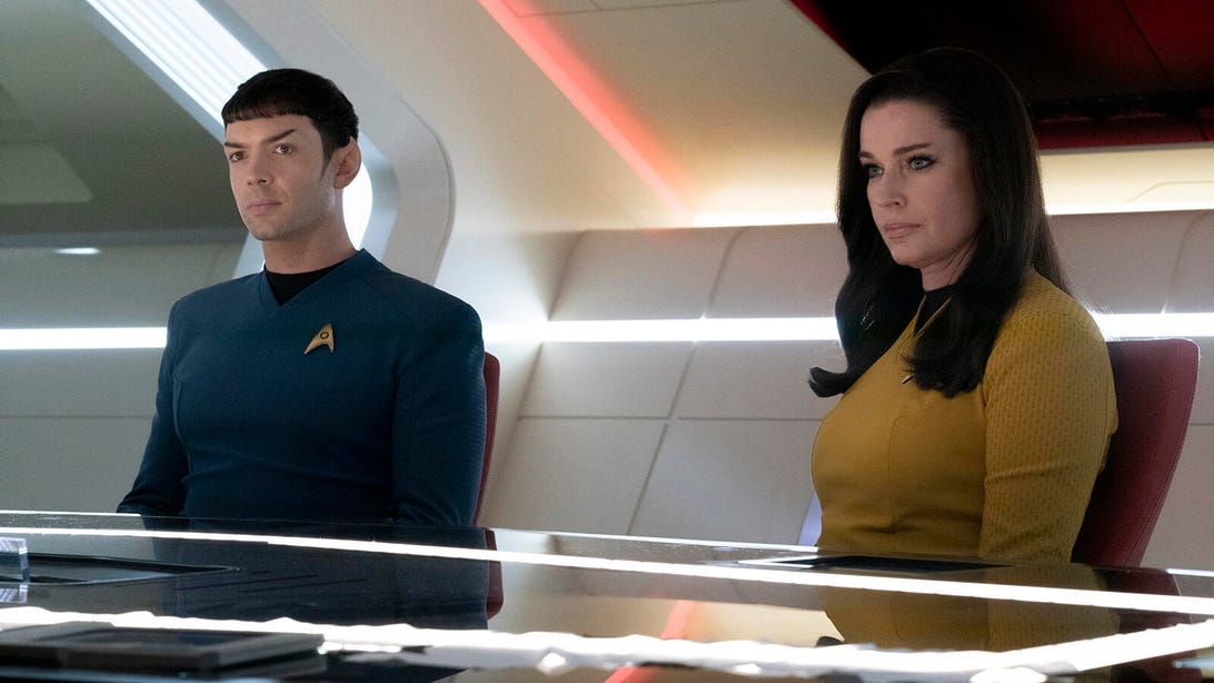 Ethan Peck and Rebecca Romijn, Star Trek: Strange New Worlds