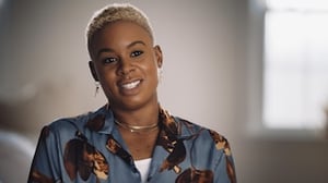 Swiping America, Season 1 Episode 1 image