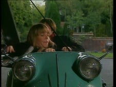 Birds of a Feather, Season 2 Episode 16 image