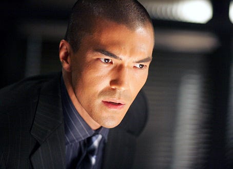 Surface - Anthony Dale as "Davis Lee"