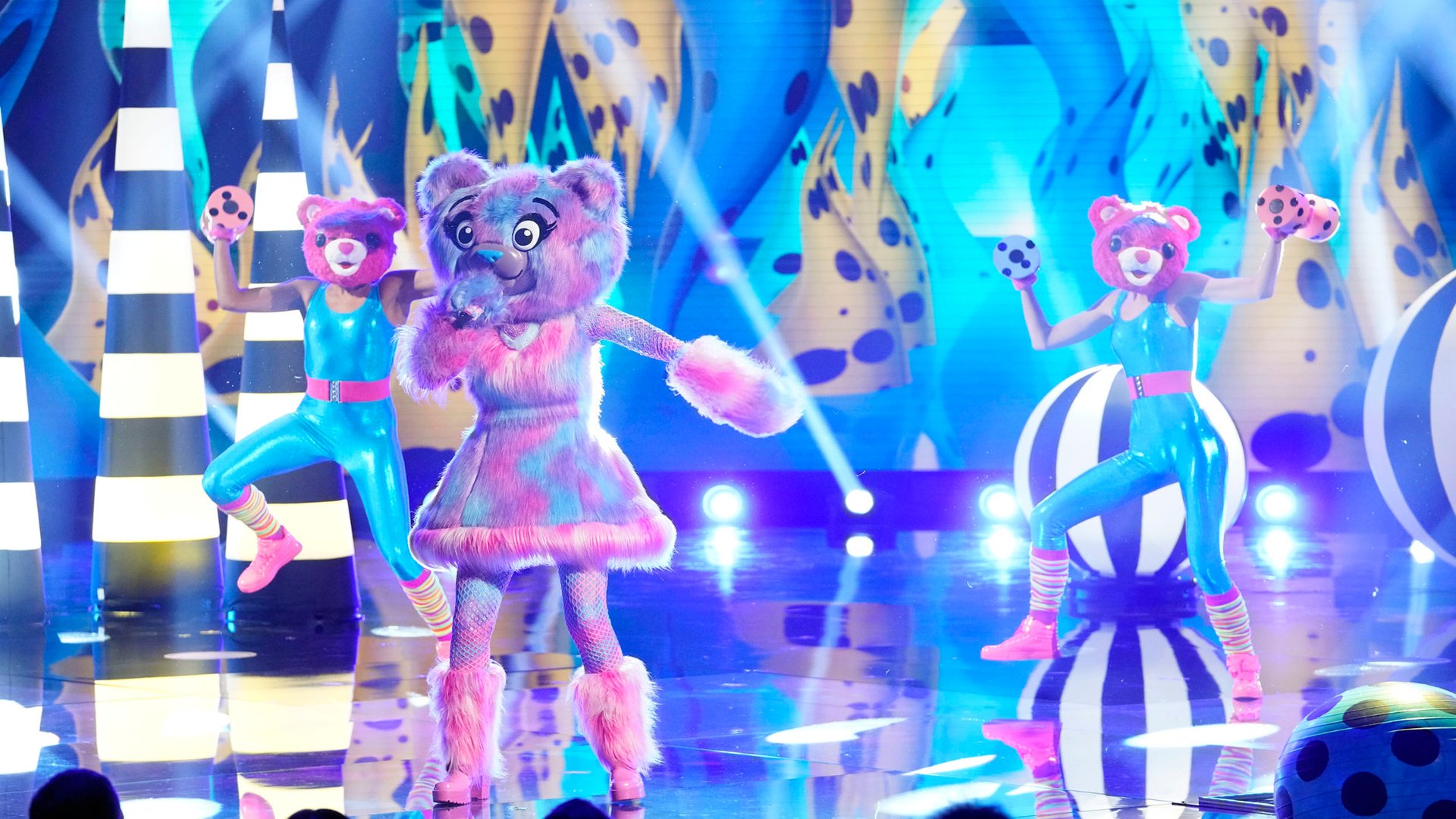 masked-singer-bear.jpg