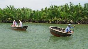 Jack Whitehall: Travels with My Father, Season 1 Episode 5 image